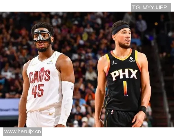 布克火力全开:前8战场均31分带队! 布克火力全开:前8战场均31分带队!